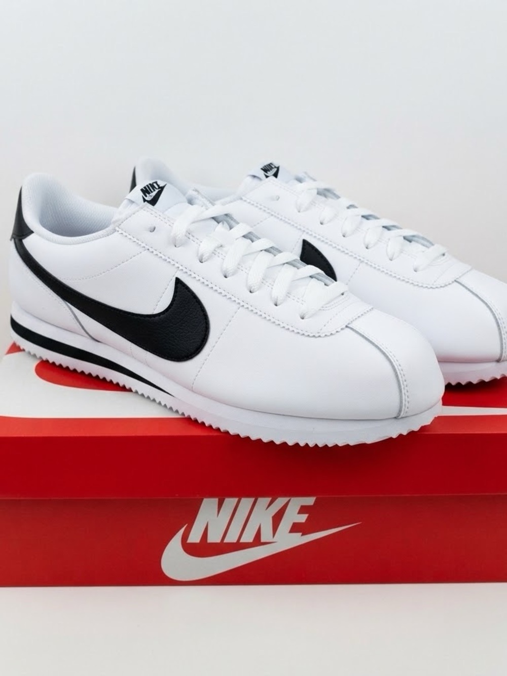 Nike Cortez White/Black Sneakers